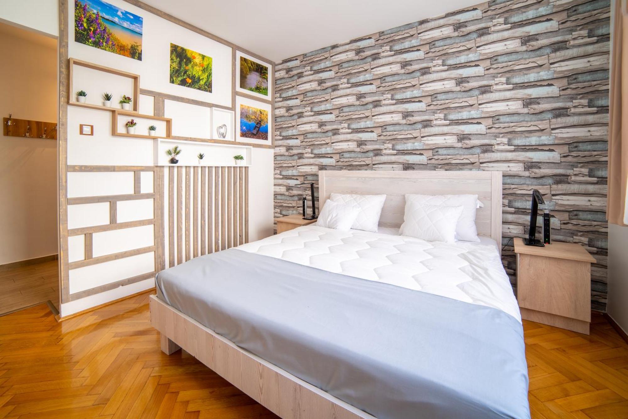 Comfort 14 -- Stylish City Apartment Netflix, Wi-Fi & Parking Miskolc Exterior photo